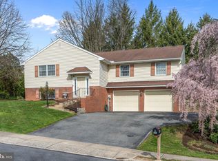 641 Lorraine Ave, Manheim, PA 17545