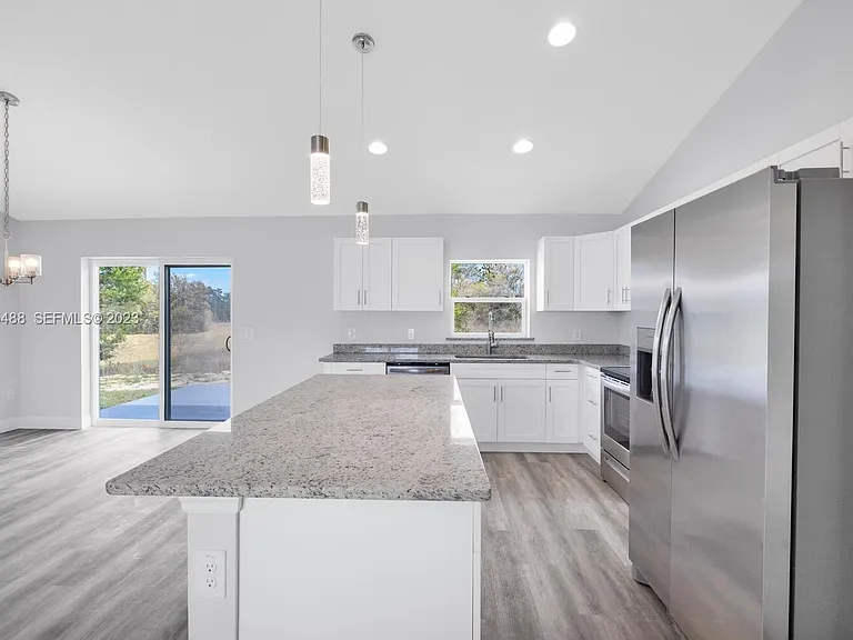 4671 SW 136th Pl — Photo 7