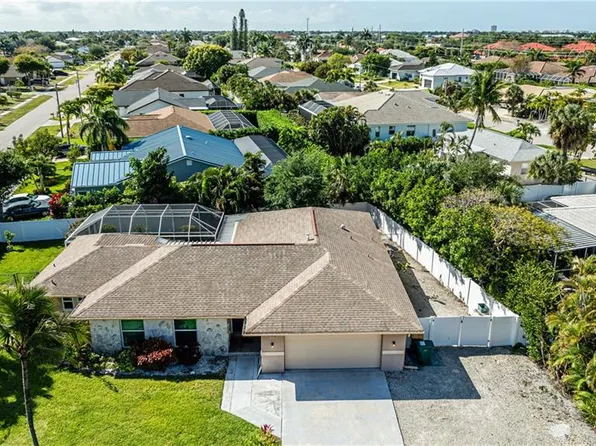 260 Bermuda RD, MARCO ISLAND, FL 34145