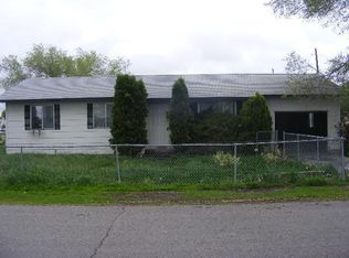 1372 Lemon St, Blackfoot, ID 83221