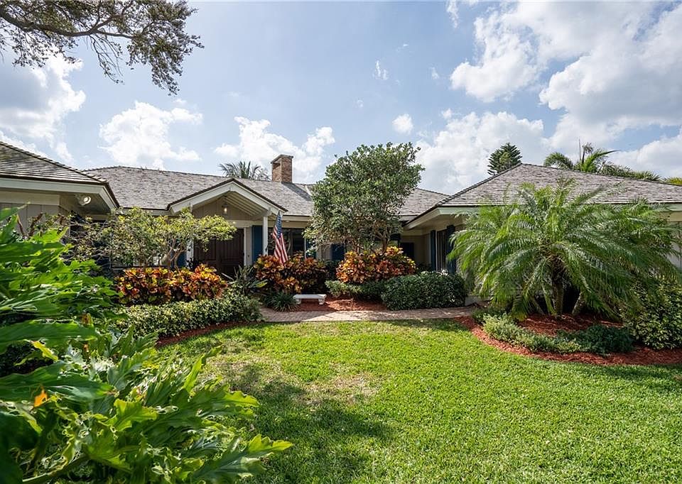 1st image of 185 Egret Ln #1
