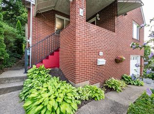 123 Clubvue Dr, West Mifflin, PA 15122