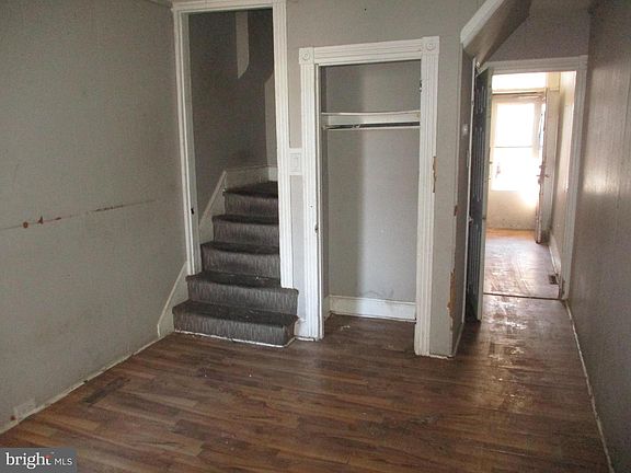 5th image of 425 N 2nd St