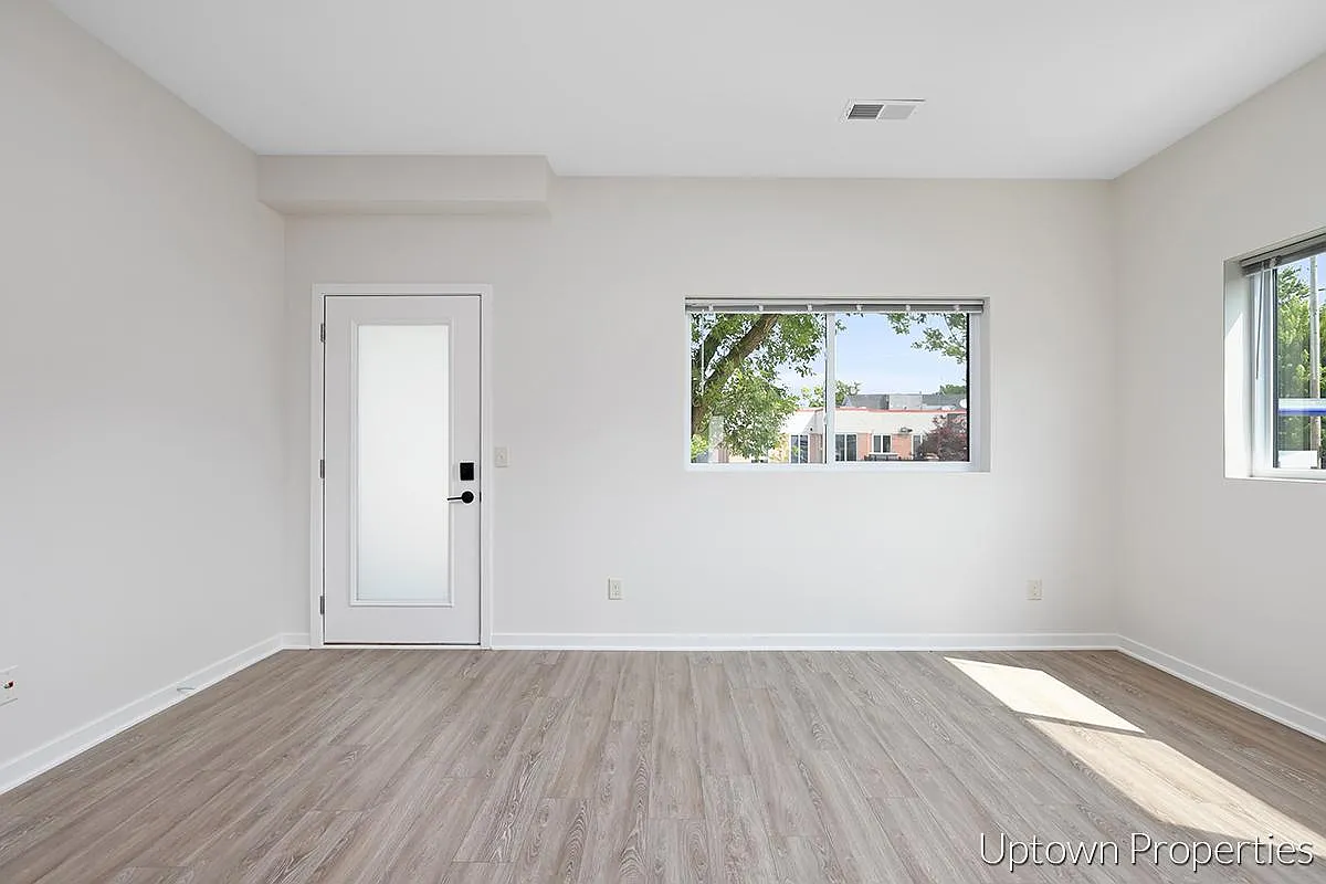 937 Fulton St W - 937 Fulton — Photo 2