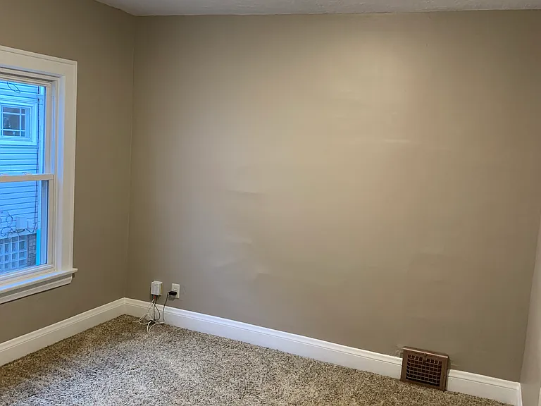 1382 Phelps Ave #1 — Photo 5