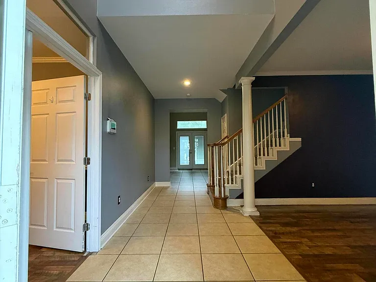 7709 Clamshell Ave — Photo 3