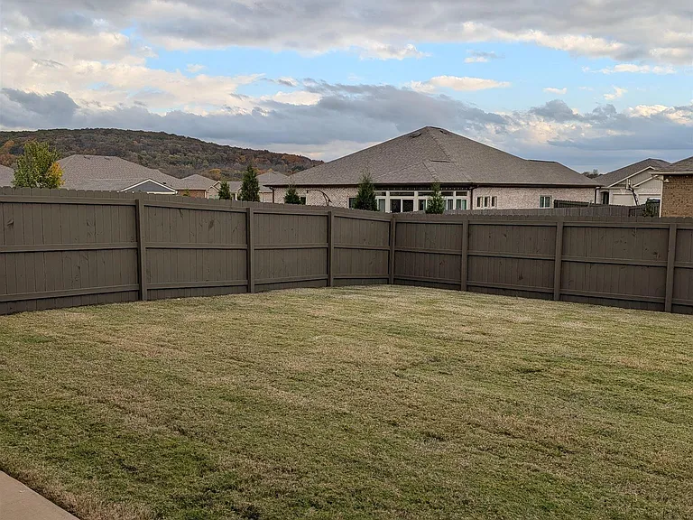 336 Jackson Point Cir — Photo 3