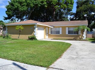 9435 Joel Dr, Seminole, FL 33777