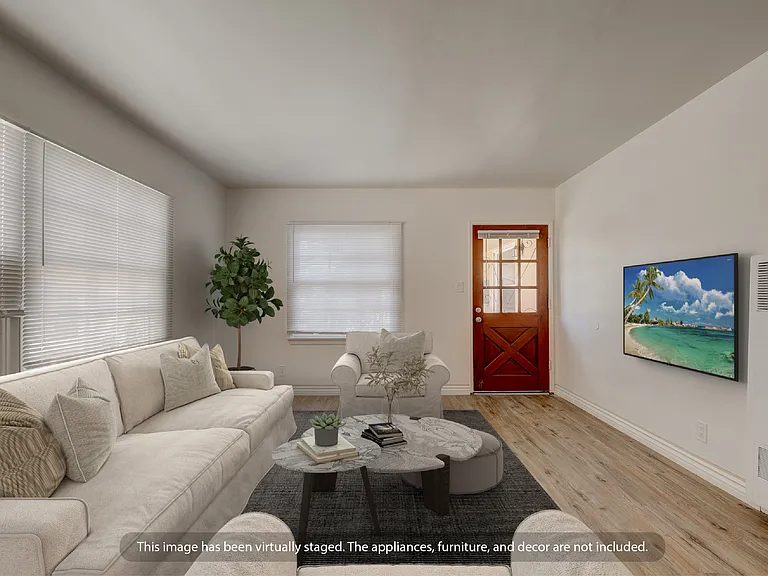 1321 E Wilson Ave #6 — Photo 20