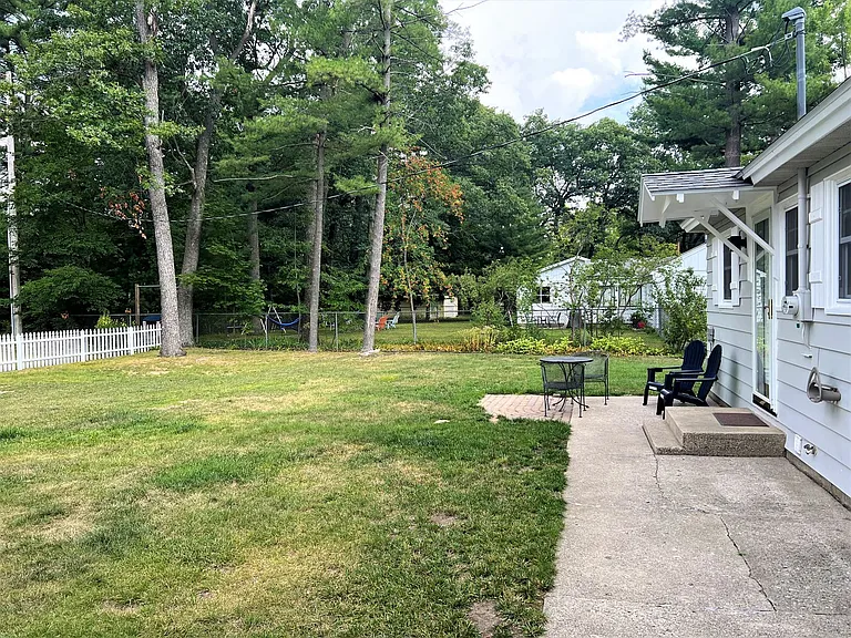 548 Cromwell Dr — Photo 22