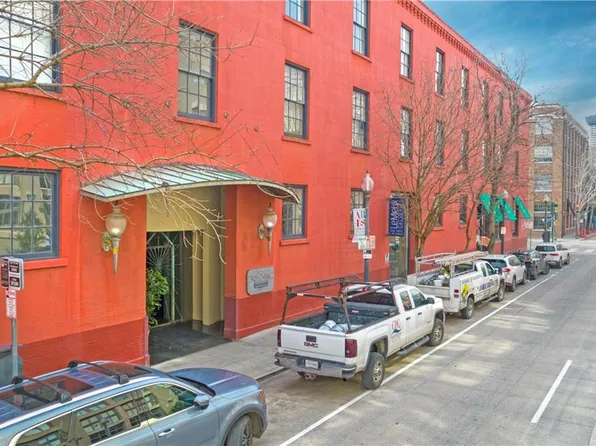 330 Julia St APT 224, New Orleans, LA 70130