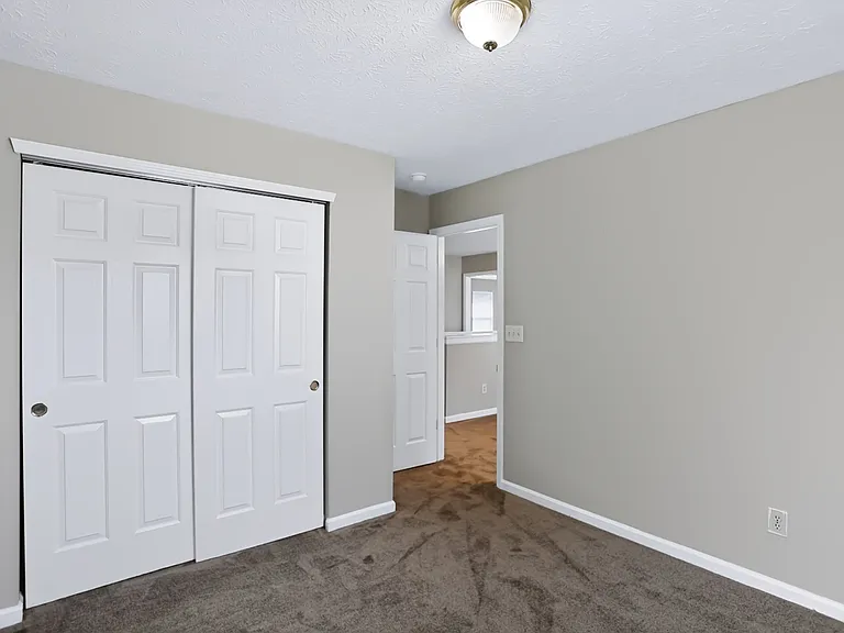 5439 Lake Boggs St — Photo 43