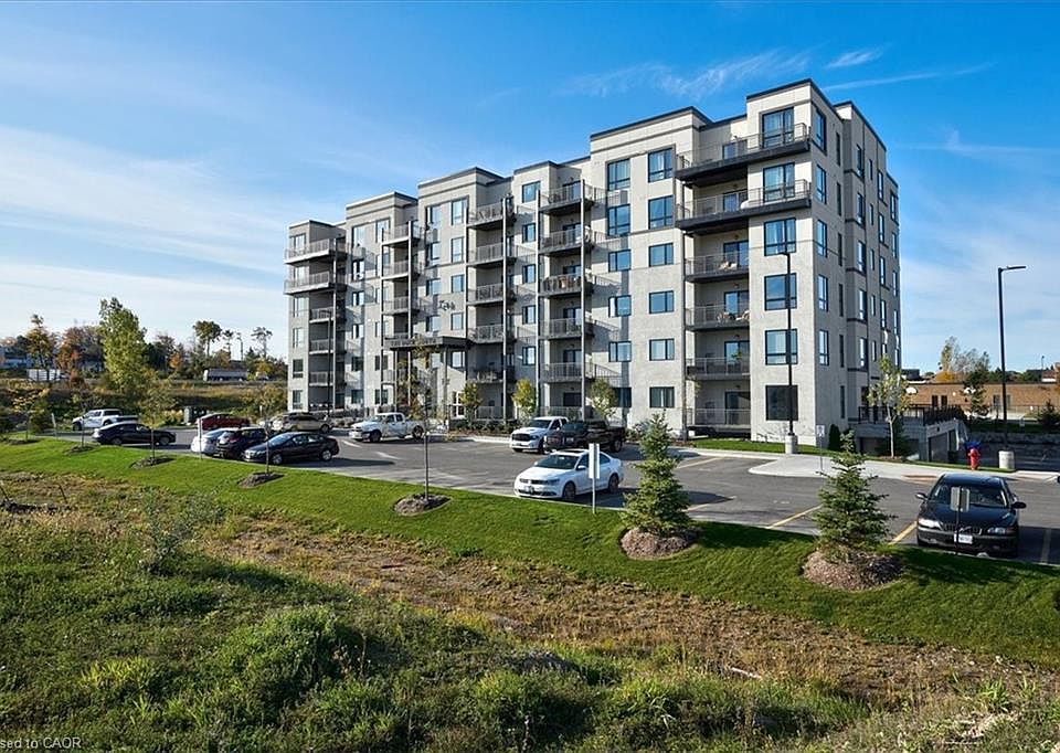1st image of 299 Cundles Rd E #306