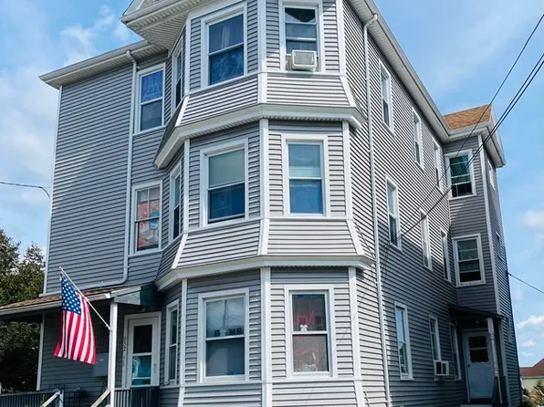 652 Summer St, New Bedford, MA 02746
