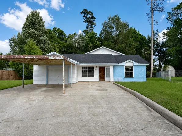 3320 Roslyn Ct, Beaumont, TX 77708