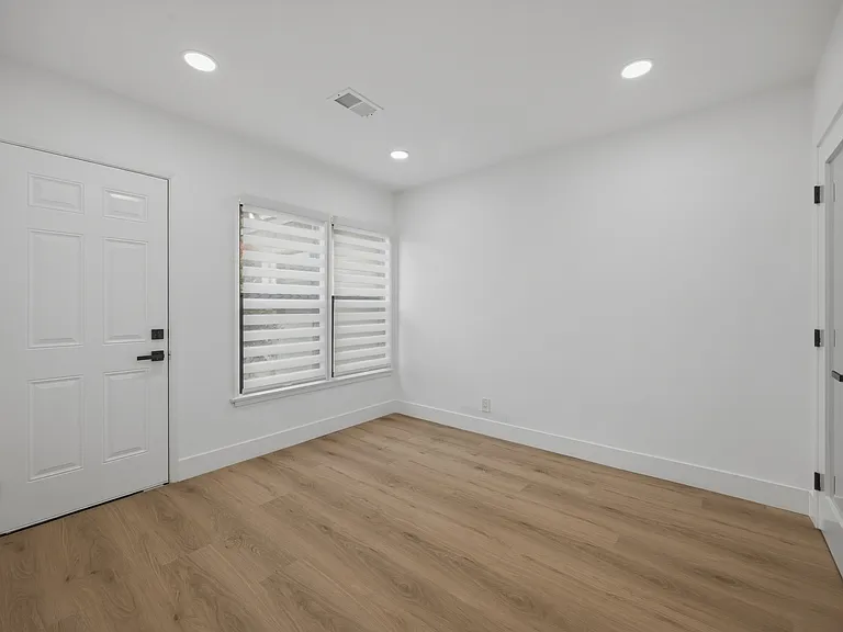 4463 Palo Verde Ave — Photo 18