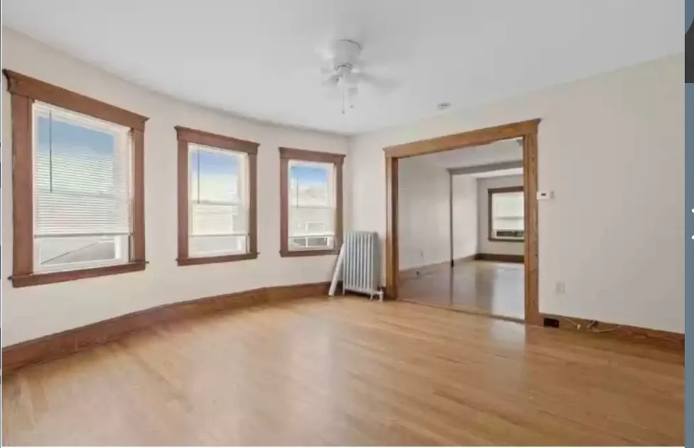 2 bed, 900 sqft, $2,800 — Photo 1