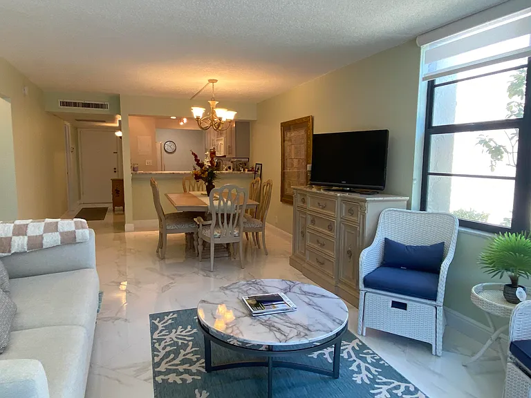 2 Royal Palm Way #101 — Photo 18