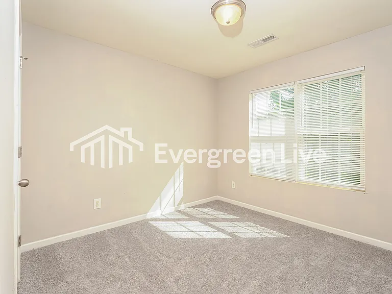 4354 Oak Pointe Dr — Photo 11