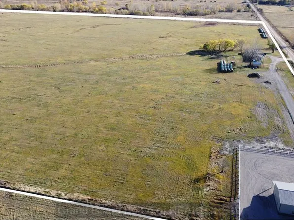 248 Arthur Rd, Saint Libory, NE 68872