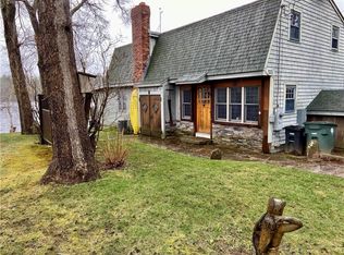 123 Reservoir Rd, Coventry, RI 02816