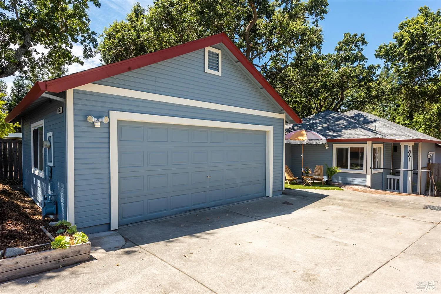 1861 Rhianna Street - Photo 3