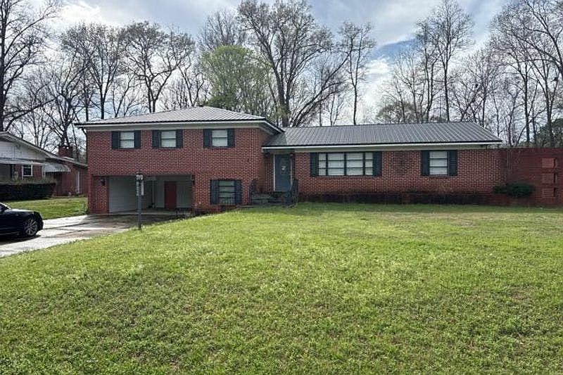 1st image of 209 Harrell Ave