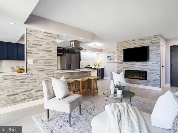 4500 S Four Mile Run Dr APT 415, Arlington, VA 22204
