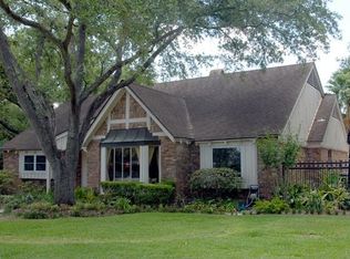 4979 Valkeith Dr, Houston, TX 77096