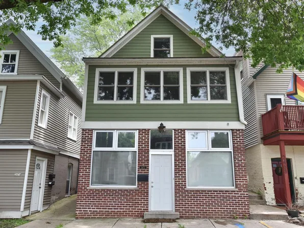2472 North Bartlett AVENUE, Milwaukee, WI 53211