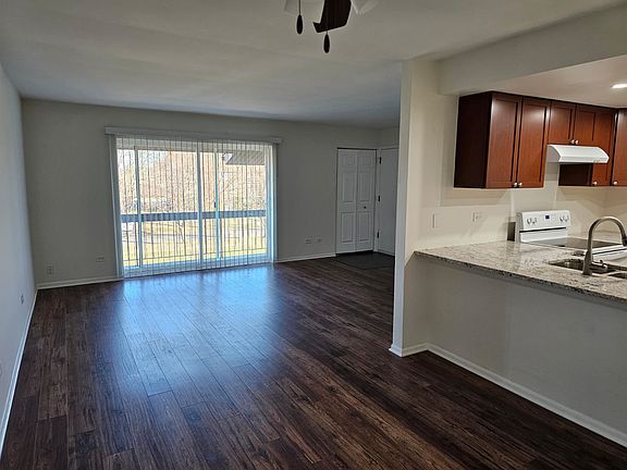3rd image of 15354 Treetop Dr #1