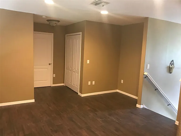 1518 Salem Dr — Photo 20