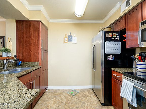 2nd image of 2025 E CAMPBELL Avenue #338