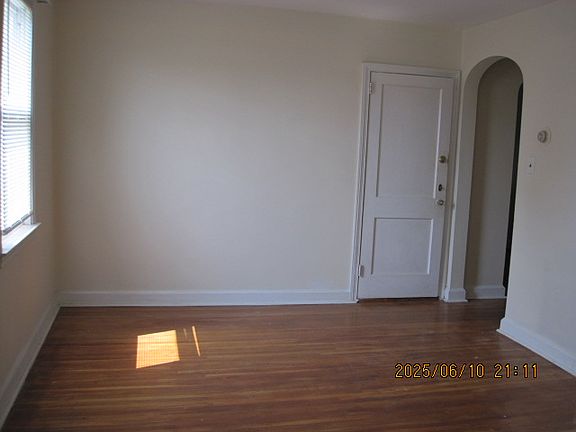 2nd image of 208 Pilgrim Ln #B