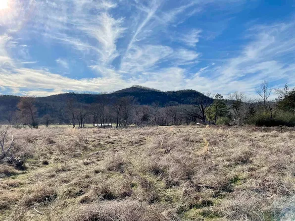 225 Jeffery Ln, Melbourne, AR 72556