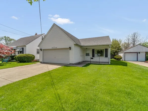 5178 W 151st St, Brookpark, OH 44142