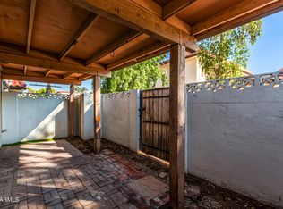 821 E Joan D Arc Ave, Phoenix, AZ 85022