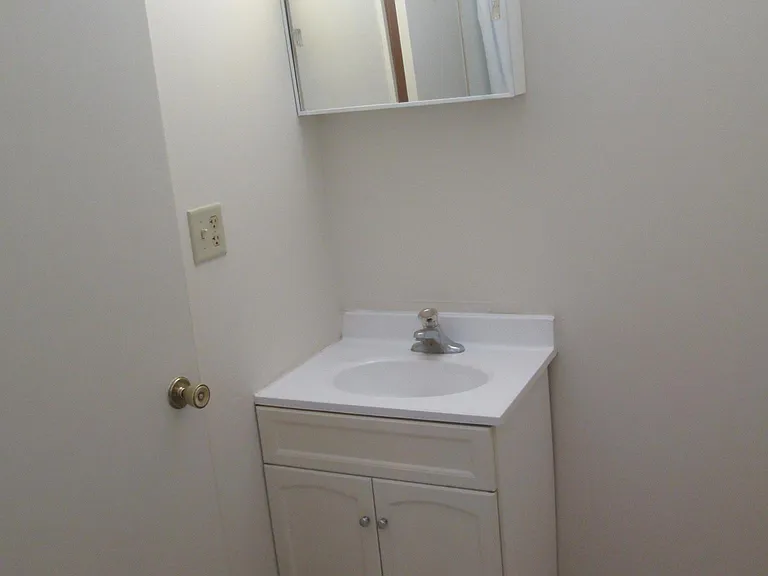 205 W Todd Ave #204 — Photo 12
