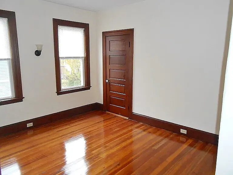 42-3 Bradford St — Photo 9