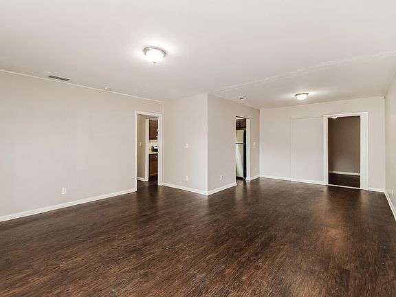 4th image of 7059 Melvin Rd