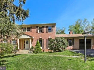5509 Lake Dr, Rockville, MD 20853