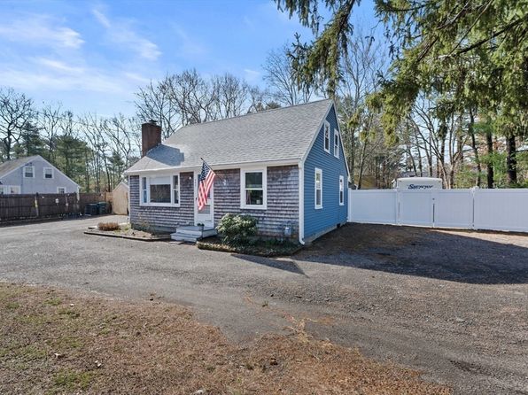 445 Plain St, Marshfield, MA 02050