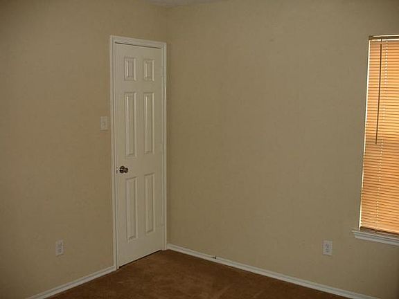 5th image of 8904 Weller Ln
