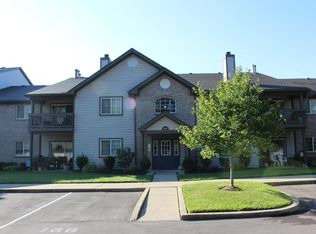 10500 Southern Meadows Dr APT 102, Louisville, KY 40241