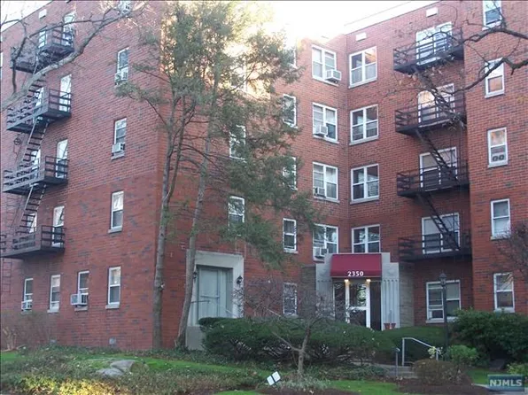 2350 Linwood Ave #2F-502F, Fort Lee, NJ 07024