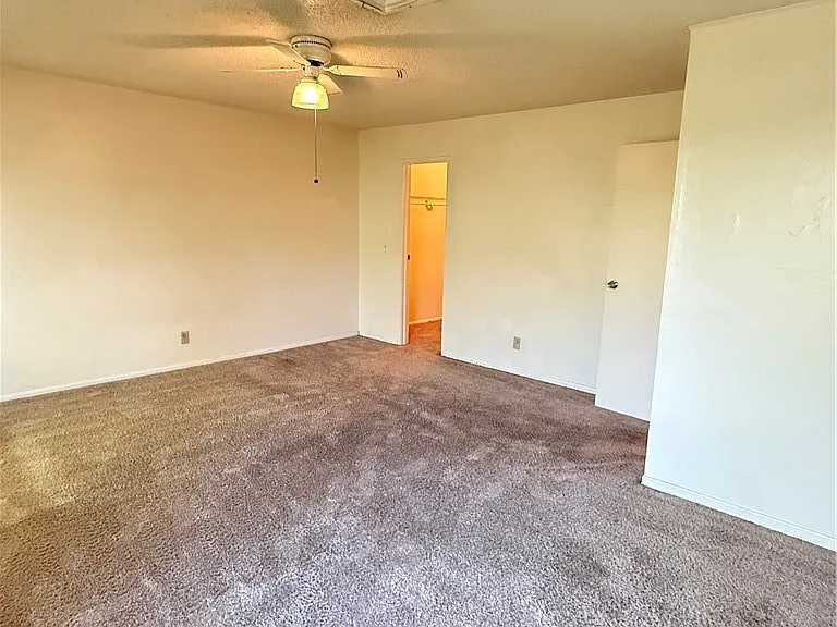3968 Voxna St — Photo 17