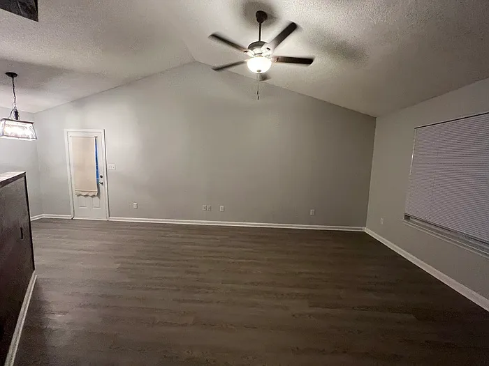 7011 Village Ln — Photo 1