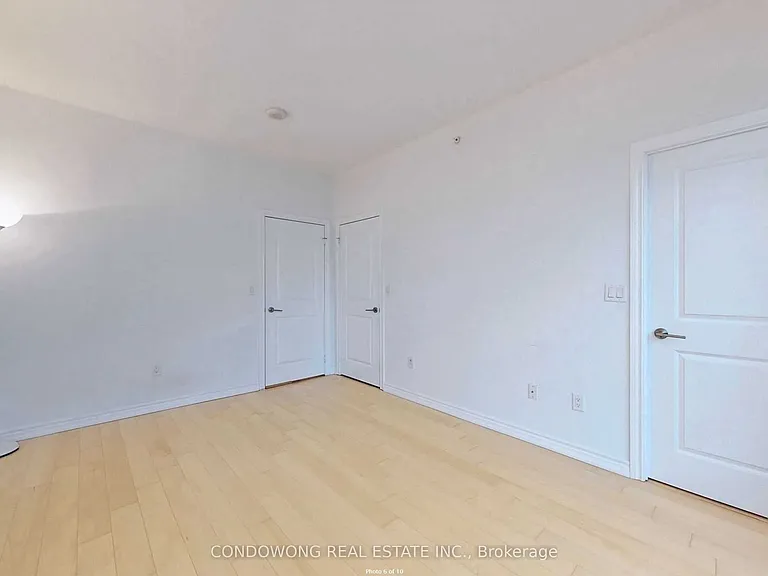 386 Yonge St #2802 — Photo 5