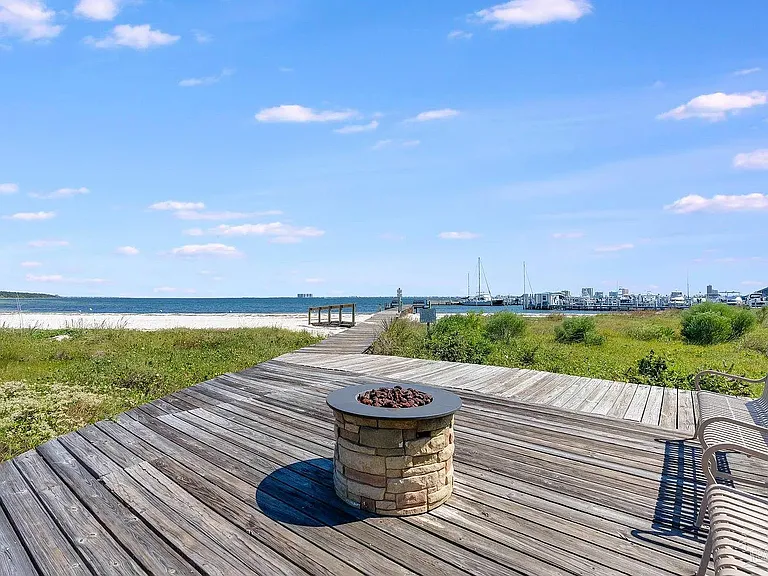 200 Pensacola Beach Rd — Photo 9