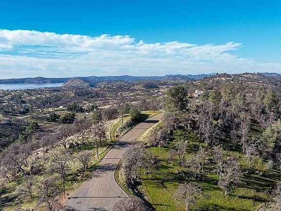 2nd image of 10090 Arbolada Dr